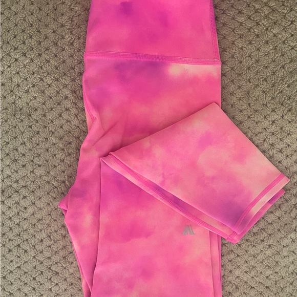 IVL Pink Tie Dye Athletic Workout Leggings Size 4 in Great Condition - Picture 2 of 9